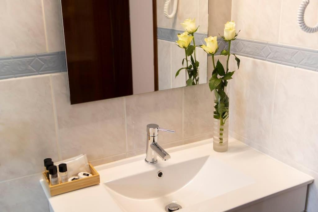 Entrevillas Alojamento Local, Apartamento T2 Arcos de Valdevez Bagian luar foto