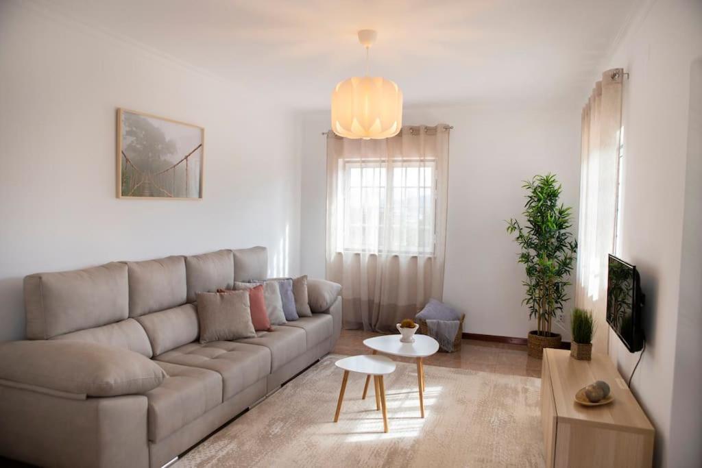 Entrevillas Alojamento Local, Apartamento T2 Arcos de Valdevez Bagian luar foto